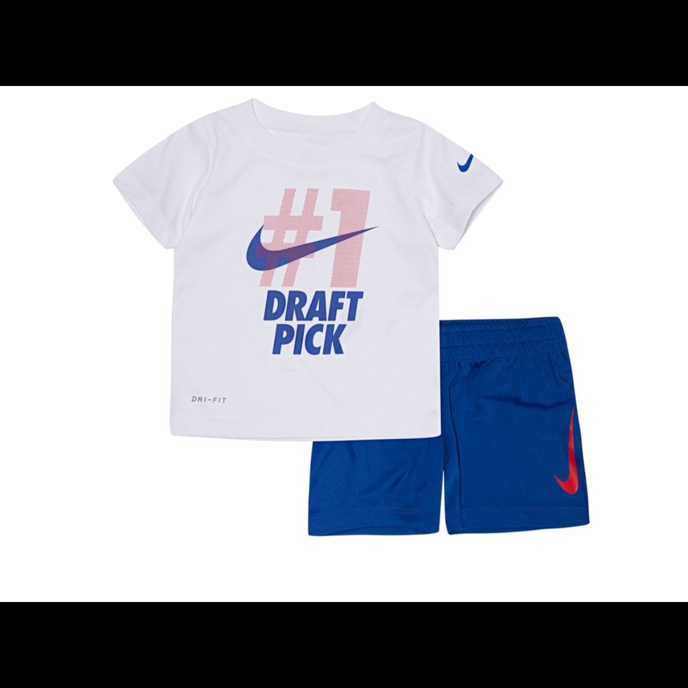 Boy’s Nike shorts set NWT 12, 18 & 24 months